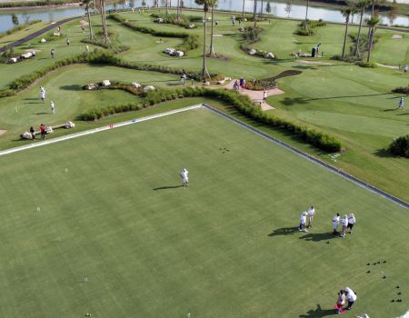 Lawn Bowl  Croquet with Putt and Play